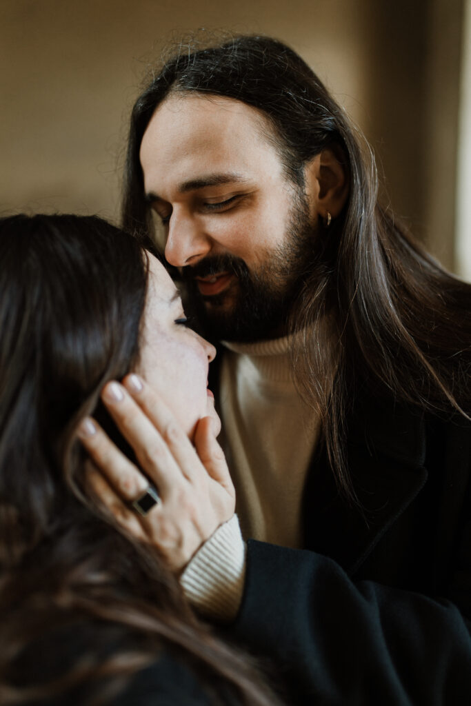 Séance photo couple moderne Nantes
