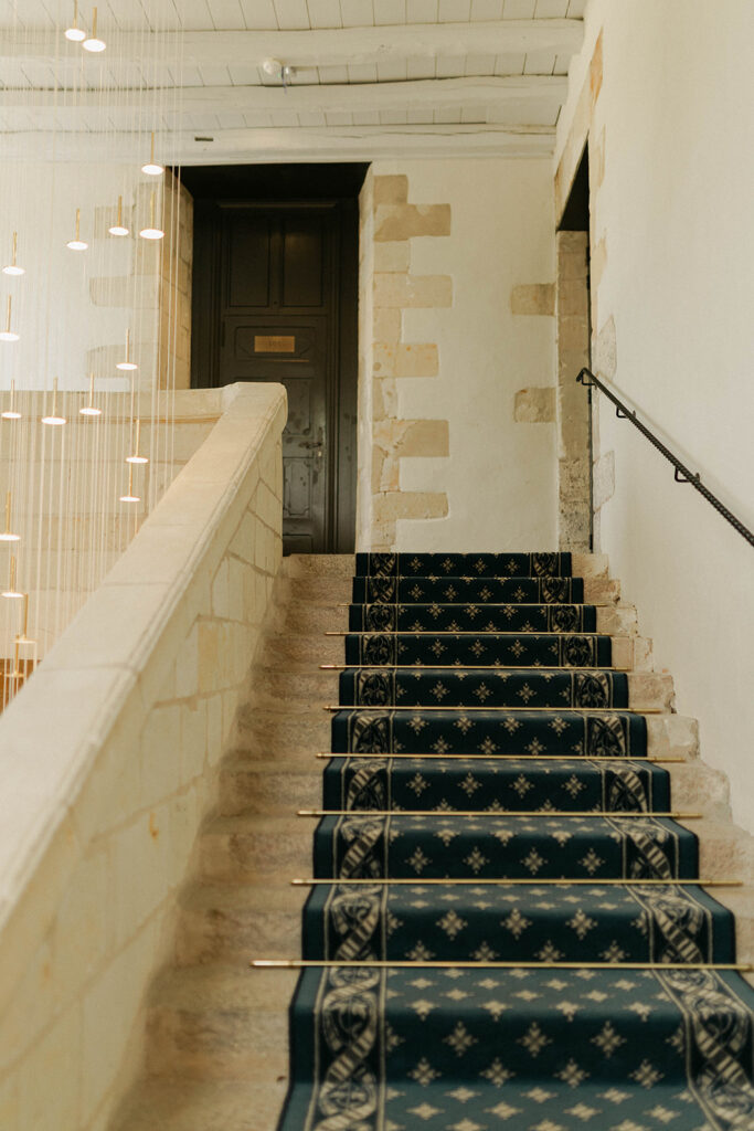 Abbaye de Villeneuve, Loire Valley wedding 